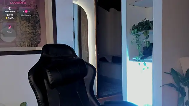 CherryyBrrr1 online show from December 2025 02:10:02 AM