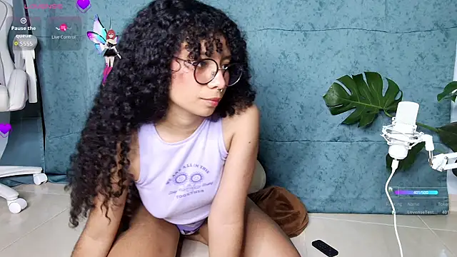 Snapshot of Elektra_williams chatting on October 2025 12:07:01 AM Elektra williams online show from October 2025 12:07:01 AM