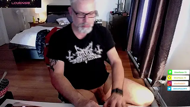 Snapshot of Silverfoxxx-73 chatting on January 2025 04:06:01 PM Silverfoxxx-73 online show from January 2025 04:06:01 PM