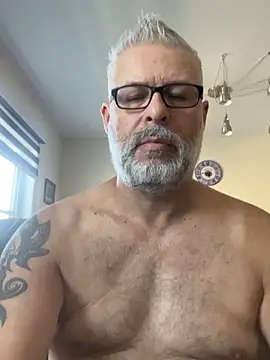 Snapshot of Silverfoxxx-73 chatting on September 2025 02:55:01 PM Silverfoxxx-73 online show from September 2025 02:55:01 PM