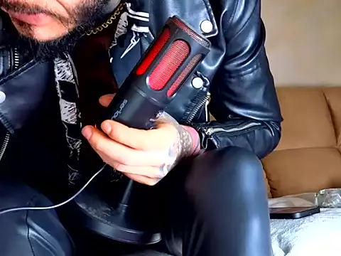 MentoXXL online show from May 2026 05:14:01 AM
