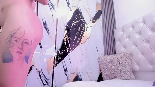 sophiee evanss  online show from December 2024 12:54:02 PM