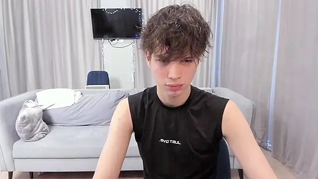 Snapshot of Im_Shine_Guy chatting on January 2025 09:45:02 AM Im Shine Guy online show from January 2025 09:45:02 AM