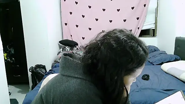 luxandracon23 online show from November 2025 12:11:01 AM