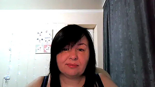 EmiliaLooo online show from June 2026 03:57:01 AM