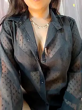 Snapshot of deslisexpriya chatting on November 2025 06:18:01 PM deslisexpriya online show from November 2025 06:18:01 PM