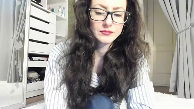 Baby Jewel online show from November 2025 11:08:02 AM