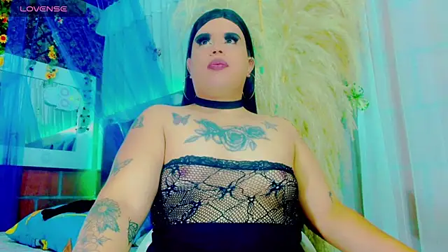 Snapshot of nauthyvalentina chatting on April 2026 01:41:02 PM nauthyvalentina online show from April 2026 01:41:02 PM