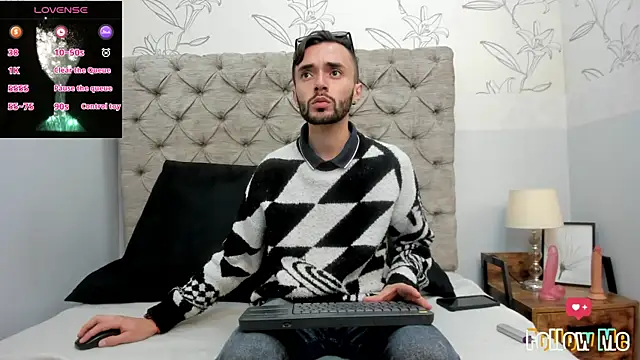Snapshot of jakemagnus chatting on January 2025 12:38:02 PM jakemagnus online show from January 2025 12:38:02 PM