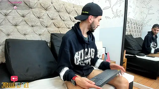 Snapshot of jakemagnus chatting on January 2025 05:43:02 PM jakemagnus online show from January 2025 05:43:02 PM
