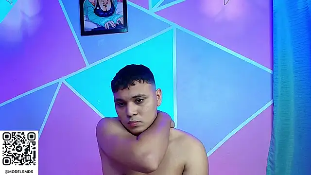 couple lovelyds online show from January 2026 08:45:01 PM