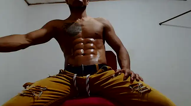 Snapshot of fernandez_latinblackk chatting on December 2024 05:53:02 AM fernandez latinblackk online show from December 2024 05:53:02 AM