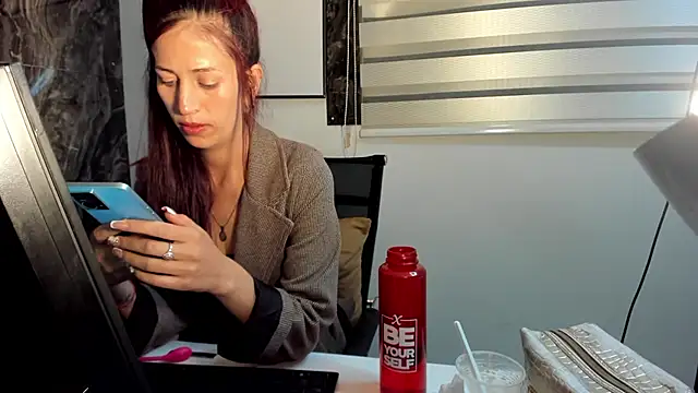 catt evans1 online show from December 2024 12:52:02 AM