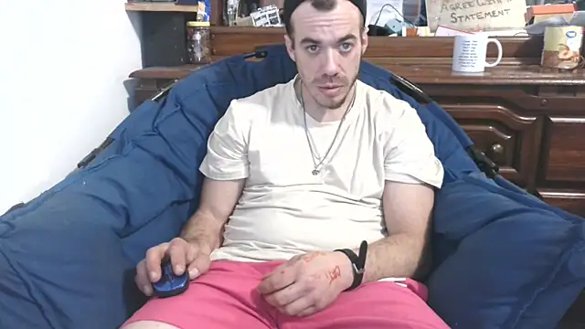 ScubaStevex online show from February 2025 11:55:02 PM