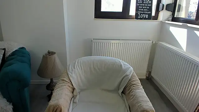 Snapshot of Arya_Shinex chatting on November 2025 08:37:02 AM Arya Shinex online show from November 2025 08:37:02 AM