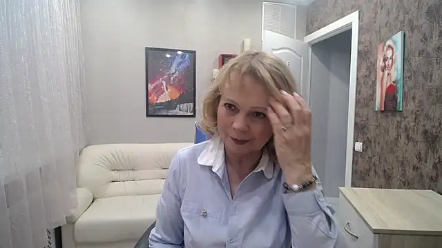 Snapshot of Milla_Cutie18 chatting on January 2025 05:50:02 AM Milla Cutie18 online show from January 2025 05:50:02 AM