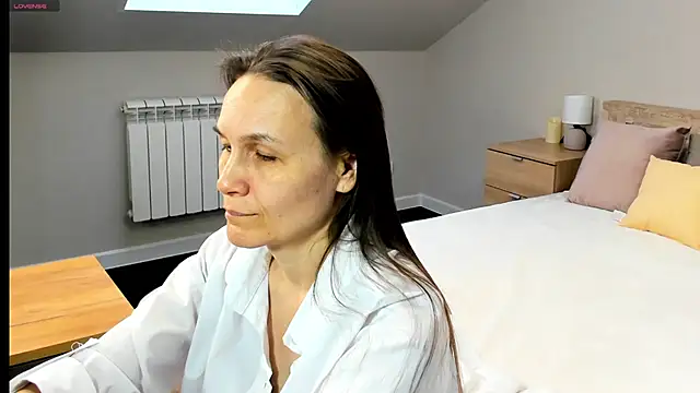 Lillian White online show from February 2025 04:29:01 AM