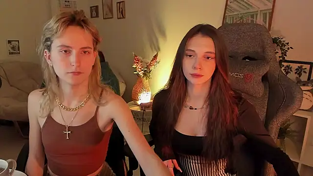 AveAngela online show from January 2025 12:42:01 PM