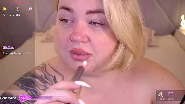 ZaraReignn online show from November 2025 01:59:02 PM