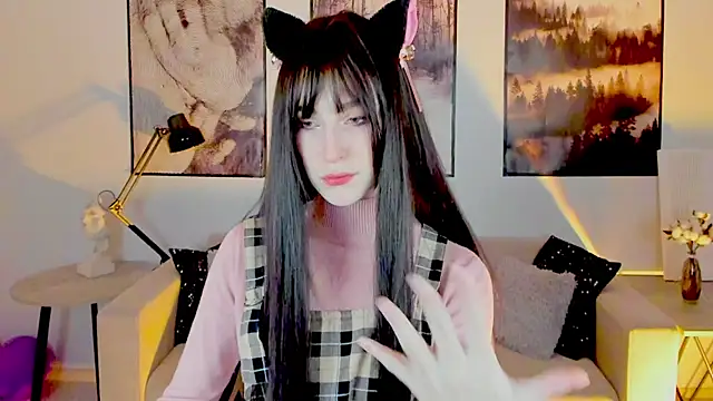 Snapshot of LuxRayi chatting on January 2025 03:14:02 PM LuxRayi online show from January 2025 03:14:02 PM