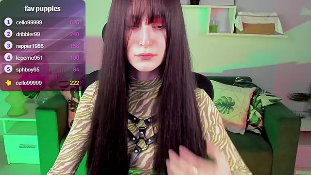 Snapshot of LuxRayi chatting on March 2025 12:04:01 AM LuxRayi online show from March 2025 12:04:01 AM