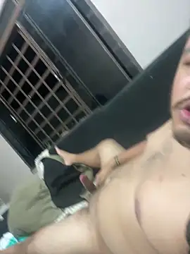 mateusmf25 online show from September 2025 11:04:01 PM