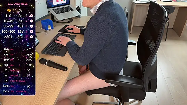 Snapshot of ikbeneendikkelul chatting on January 2025 09:13:01 AM ikbeneendikkelul online show from January 2025 09:13:01 AM