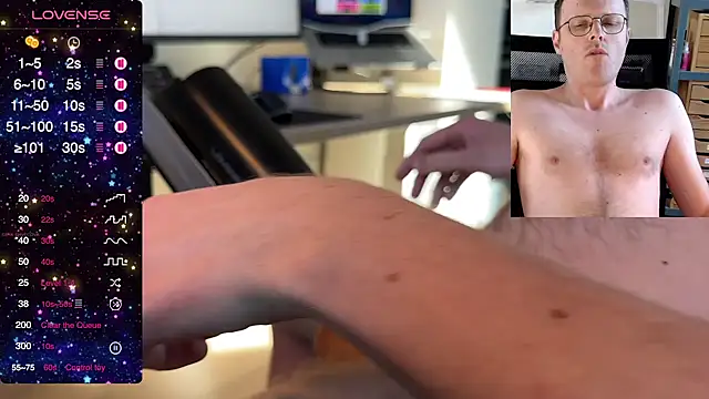 Snapshot of ikbeneendikkelul chatting on March 2025 09:52:02 AM ikbeneendikkelul online show from March 2025 09:52:02 AM