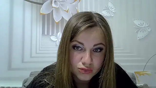 Snapshot of TinaFun4u chatting on April 2026 07:38:02 PM TinaFun4u online show from April 2026 07:38:02 PM