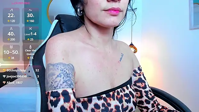 Snapshot of elissa_iris chatting on March 2025 05:17:02 AM elissa iris online show from March 2025 05:17:02 AM