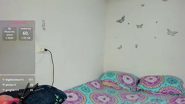 Snapshot of Mila_Volkovich chatting on December 2024 03:20:02 PM Mila Volkovich online show from December 2024 03:20:02 PM