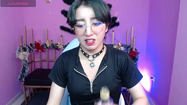 Snapshot of Xayah_77 chatting on December 2024 01:16:02 PM Xayah 77 online show from December 2024 01:16:02 PM
