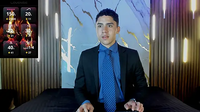 LiamNovak online show from November 2025 12:04:01 PM