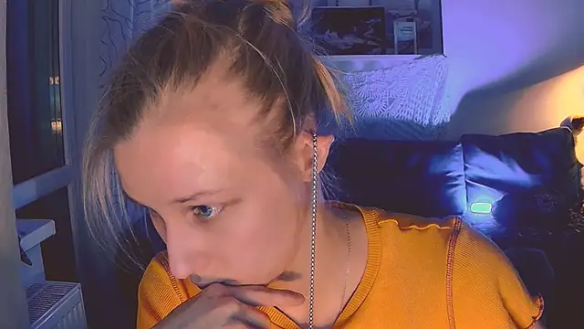 Snapshot of KatiKate chatting on December 2024 07:11:02 PM KatiKate online show from December 2024 07:11:02 PM