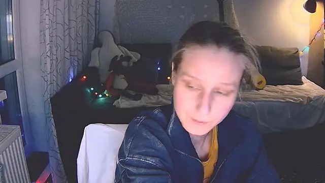 Snapshot of KatiKate chatting on December 2024 05:21:02 PM KatiKate online show from December 2024 05:21:02 PM