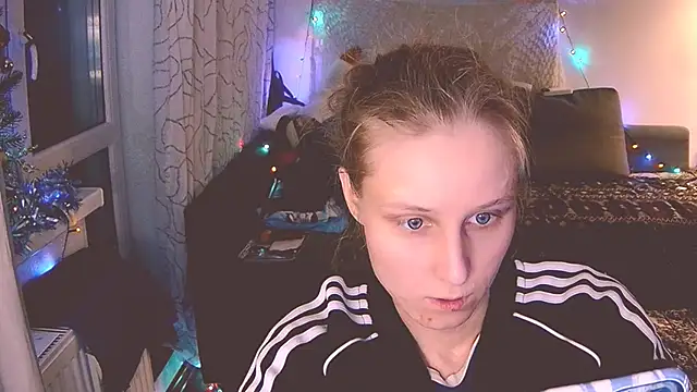 Snapshot of KatiKate chatting on January 2025 04:11:02 PM KatiKate online show from January 2025 04:11:02 PM