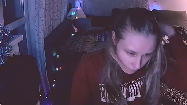 Snapshot of KatiKate chatting on January 2025 06:28:01 PM KatiKate online show from January 2025 06:28:01 PM