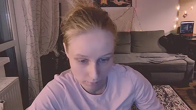 Snapshot of KatiKate chatting on February 2025 03:54:02 PM KatiKate online show from February 2025 03:54:02 PM