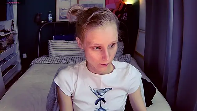 KatiKate online show from June 2026 03:14:02 PM
