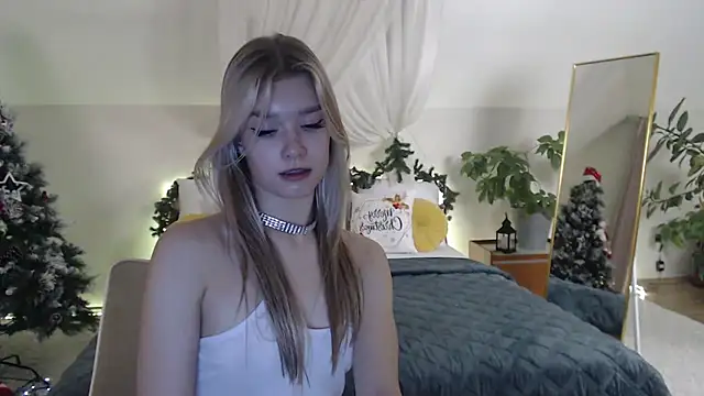 BattyMelody online show from December 2024 10:02:02 PM