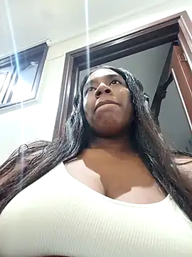 Snapshot of KloheCurvy chatting on December 2024 11:29:02 AM KloheCurvy online show from December 2024 11:29:02 AM