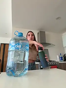 Snapshot of SophieRaily_ chatting on February 2025 08:46:01 PM SophieRaily online show from February 2025 08:46:01 PM