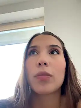 Snapshot of SophieRaily_ chatting on September 2025 07:06:02 PM SophieRaily online show from September 2025 07:06:02 PM