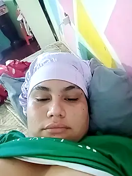 Snapshot of Marilin_Jessie chatting on December 2025 03:40:02 PM Marilin Jessie online show from December 2025 03:40:02 PM