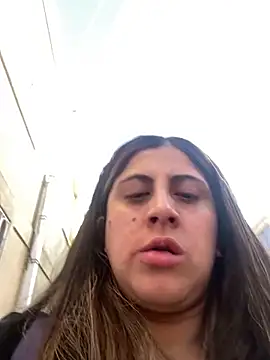 girl anni online show from September 2025 11:57:01 AM