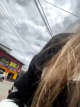 girl anni online show from September 2025 05:29:02 PM