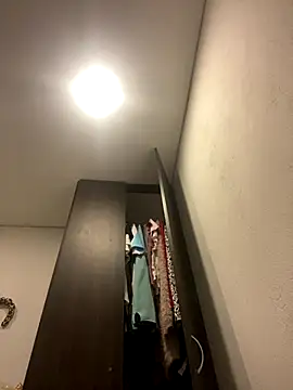 girl anni online show from September 2025 10:31:02 AM