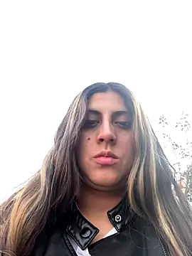 girl anni online show from October 2025 09:55:01 PM