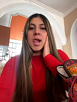 girl anni online show from October 2025 06:06:01 PM