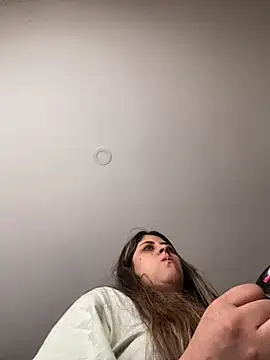 girl anni online show from October 2025 01:23:01 PM